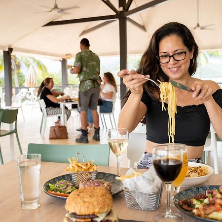 Rivland Resort Païta エクステリア 写真