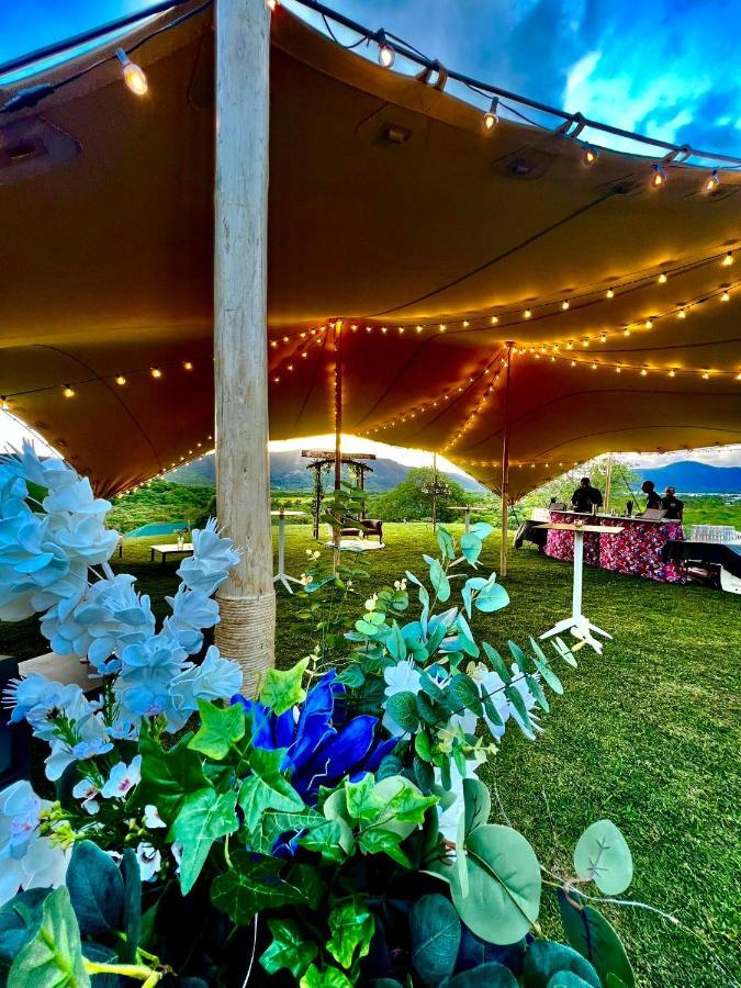 Rivland Resort Païta エクステリア 写真